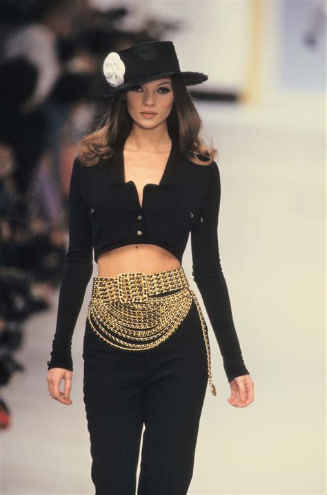 chanel 90's runway|90s supermodels in Chanel.